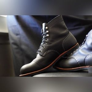 Practically NEW Red Wing IRON RANGERS